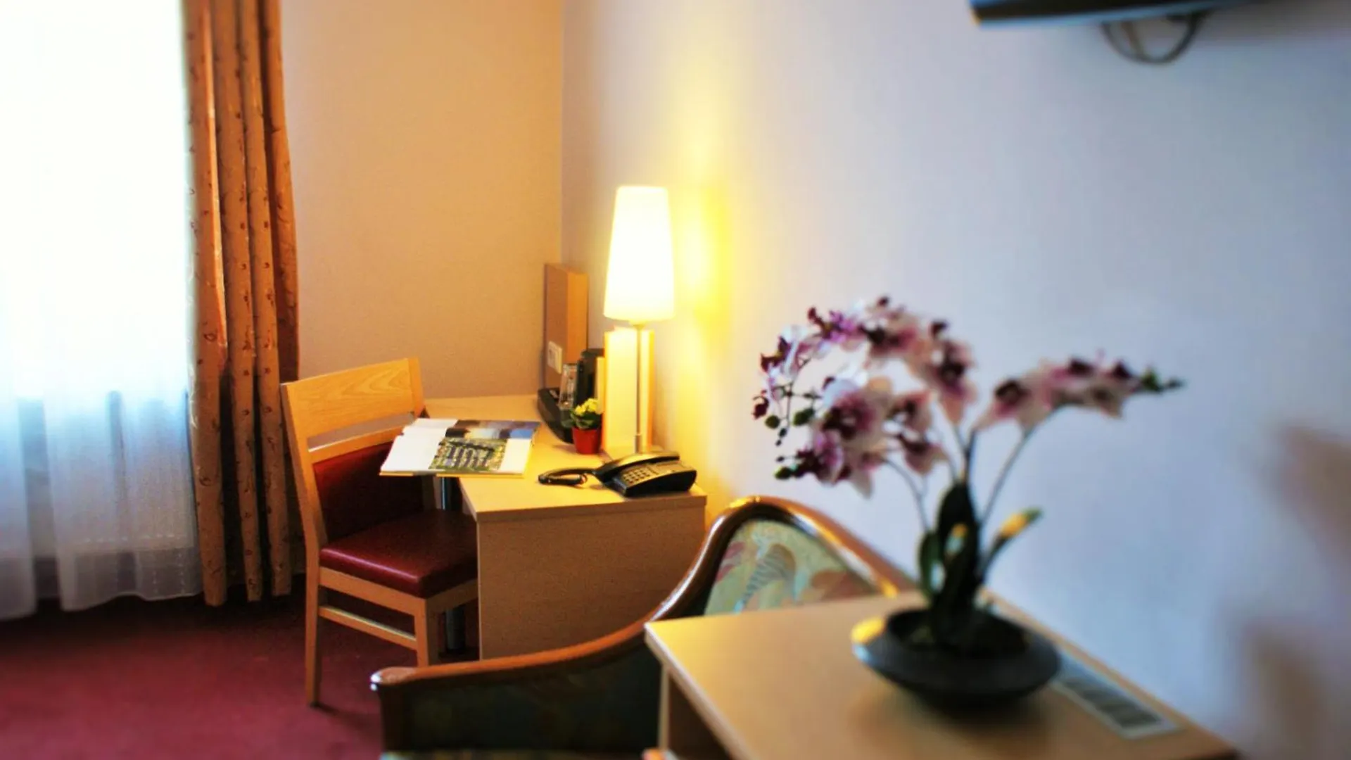 Hotel Petersburg Superior Dusseldorf